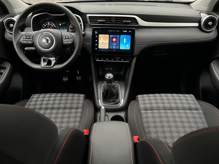 MG ZS 1.5 ESSENTIAL PLUS CZ 1.maj.