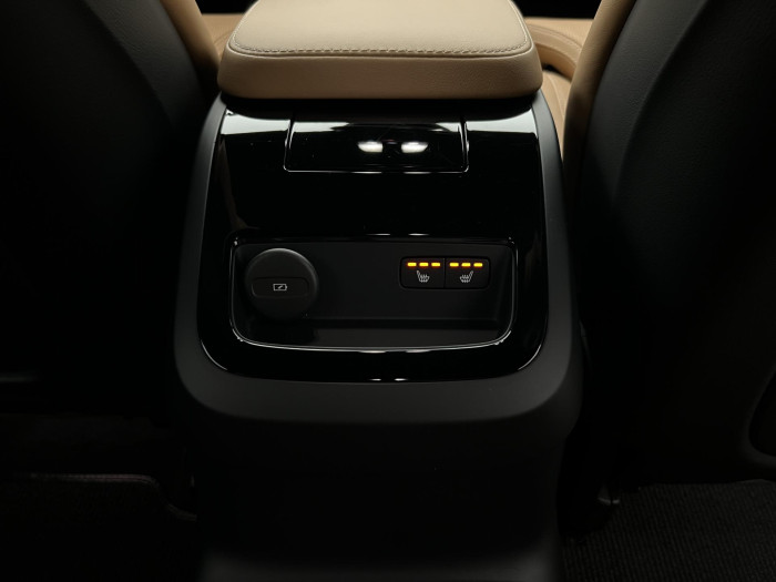 Volvo V90 T6 AWD RECHARGE PLUS DARK AUT