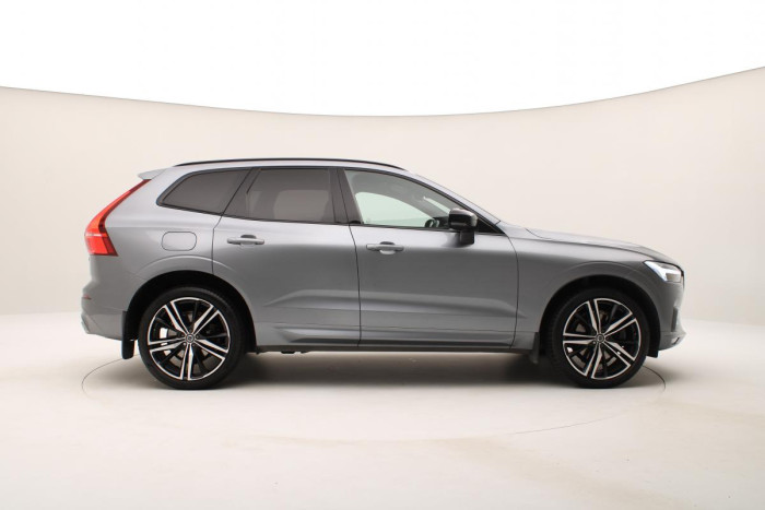 Volvo XC60 B4 AWD R-DESIGN AUT