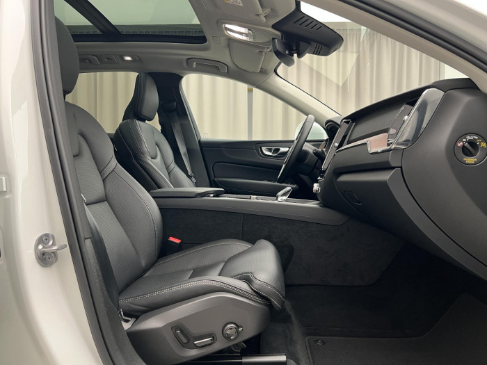 Volvo XC60 T6 AWD RECHARGE PLUS BRIGHT