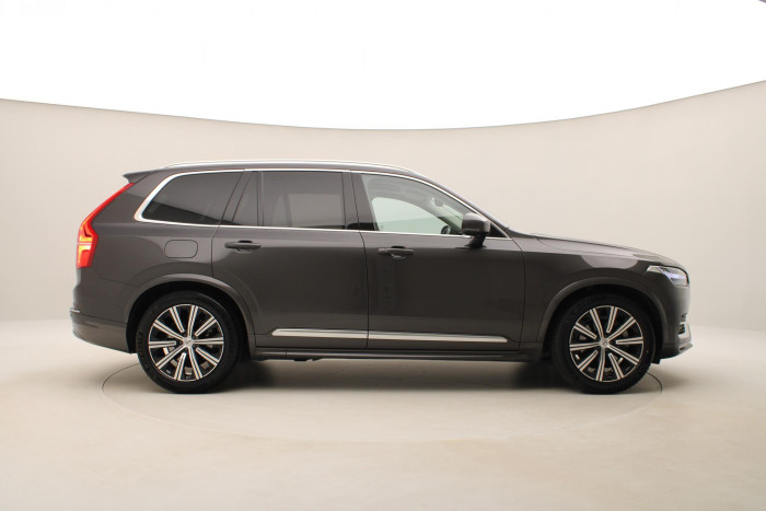 Volvo XC90 B5 AWD ULTRA BRIGHT 1.maj 7m