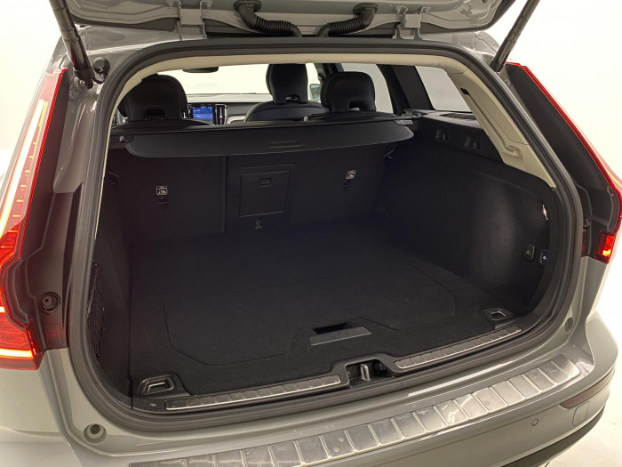 Volvo V60 CC B5 AWD PLUS AUT 1.maj