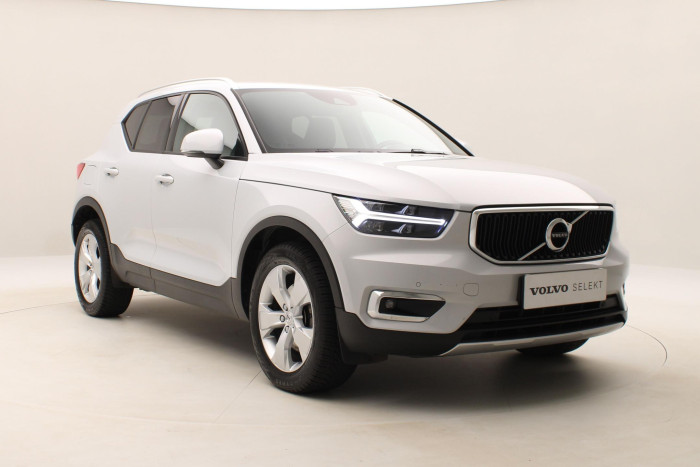 Volvo XC40 B4 MOMENTUM PRO AUT CZ 1.maj 2.0 Momentum