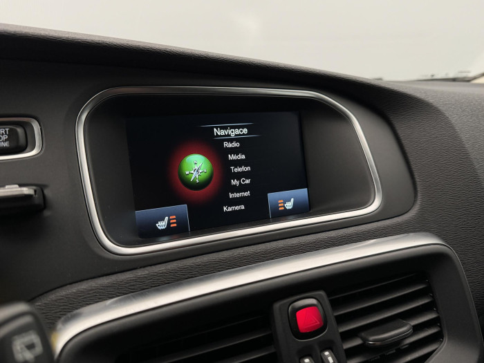 Volvo V40 CC T4 AWD MOMENTUM  AUT 2.0 CC CC Momentum