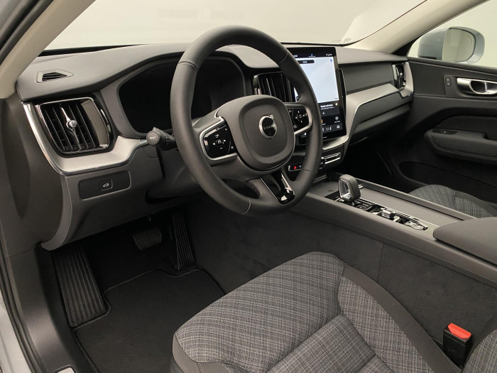 Volvo XC60 B5 AWD AUT CORE