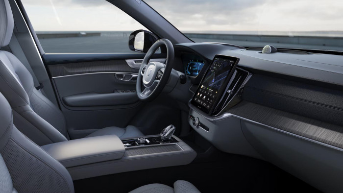 Volvo XC90 T8 AWD RECHARGE ULTRA DARK AUT