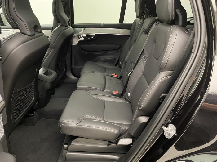 Volvo XC90 B5 AWD BLACK EDITION PLUS 7m