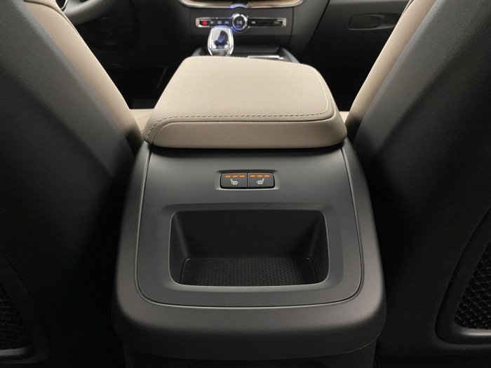 Volvo XC60 T6 AWD AUT DARK PLUS