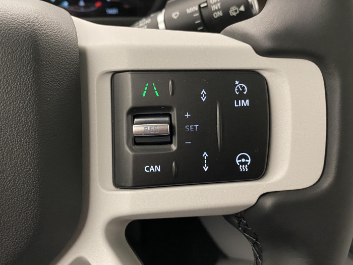 Land Rover Defender D350 X-DYNAMIC HSE AWD AUT 3.0 d Dynamic