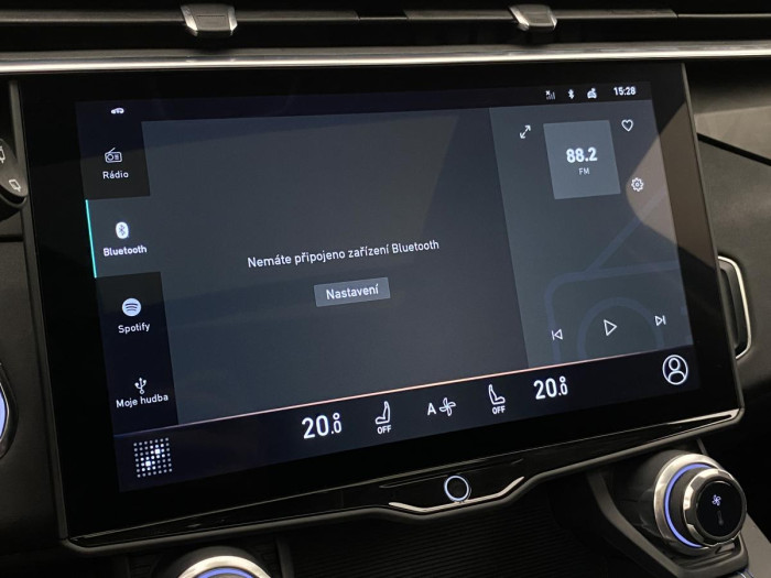 Lynk & Co 01 PHEV DCT AUT 1.maj