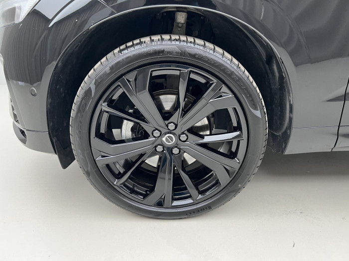 Volvo XC60 B5 AWD BLACK EDITION PLUS AUT