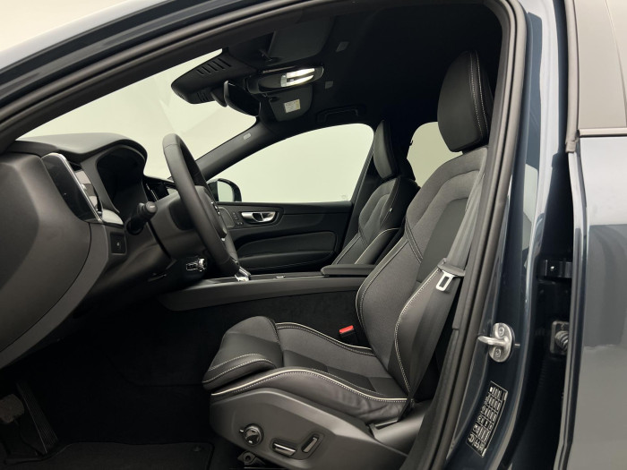 Volvo XC60 B5 AWD AUT DARK PLUS