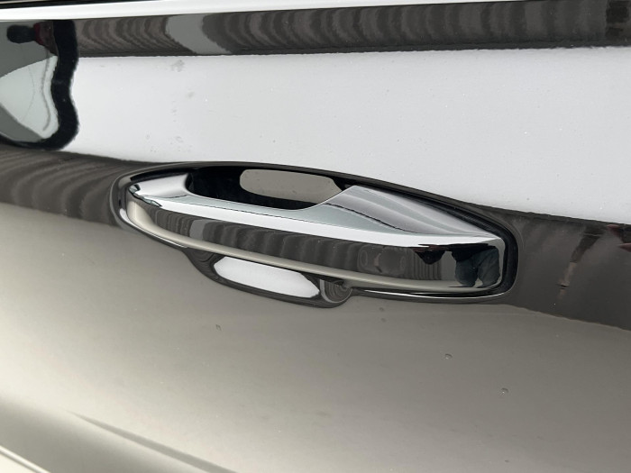 Volvo V60 B4 PLUS DARK AUT 1.maj.