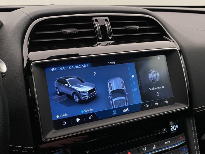 Jaguar F-Pace 5.0 V8 SVR AWD REZERVACE 5.0 V8