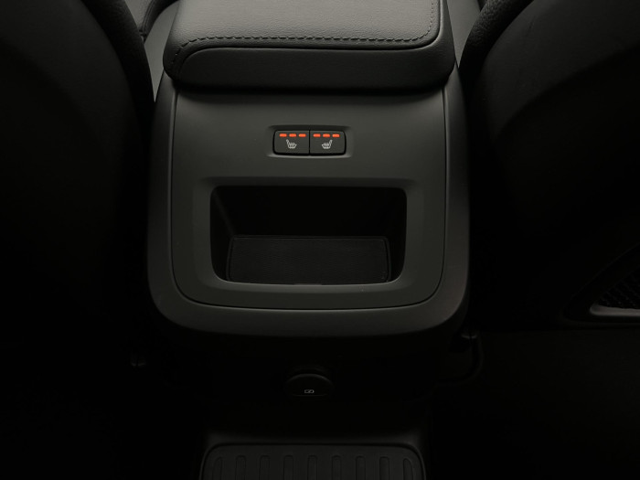 Volvo XC60 T6 AWD RECHARGE PLUS DARK AUT