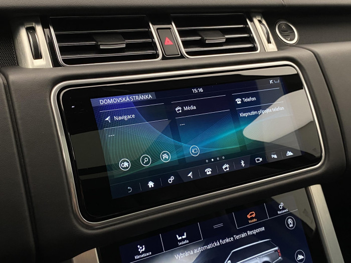 Land Rover Range Rover SDV6 AWD VOGUE REZERVACE