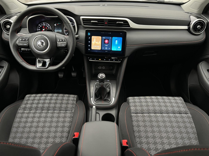 MG ZS 1.5 ESSENTIAL PLUS CZ 1.maj.