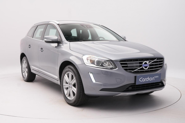 Volvo XC60 D4 AWD SUMMUM AUT REZERVACE 2.4 d Summum