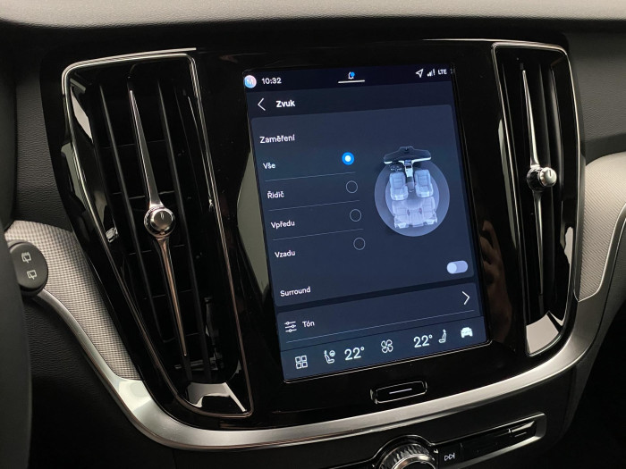 Volvo V60 B4 AUT BRIGHT PLUS