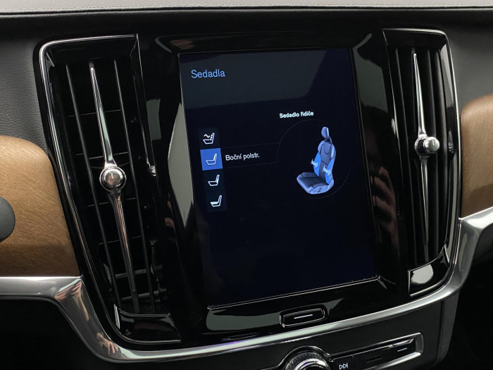 Volvo S90 T8 TWIN ENGINE INSCRIPTION