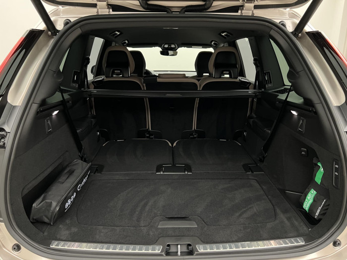 Volvo XC90 T8 AWD AUT RECHARGE DARK PLUS