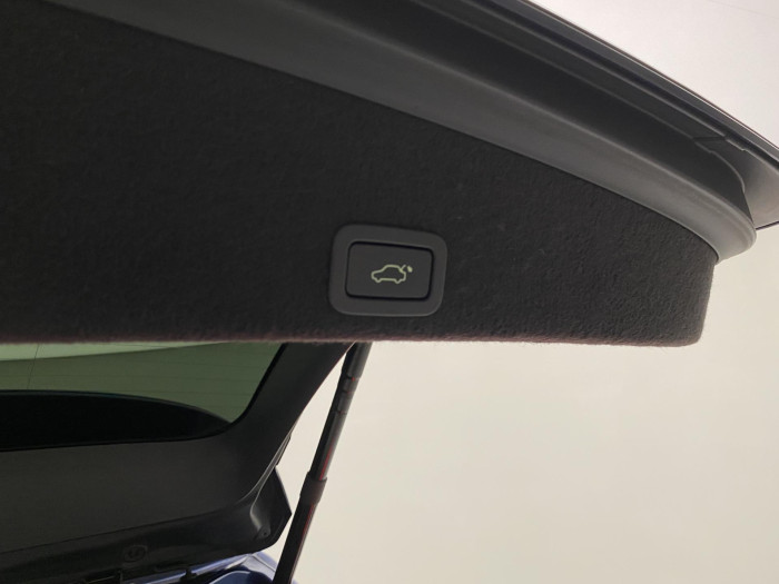Volvo XC60 D4 AWD MOMENTUM REZERVACE 2.4 d Momentum