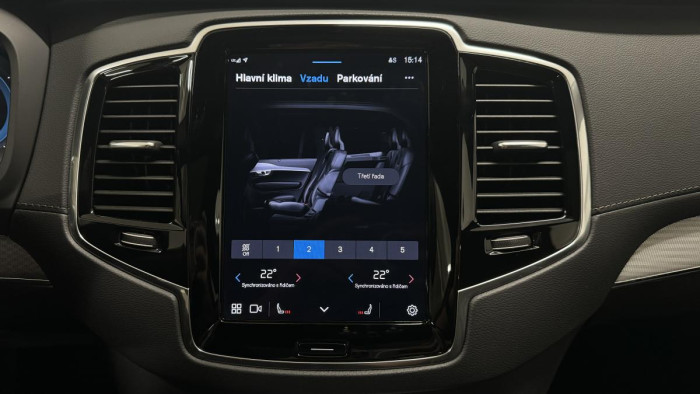 Volvo XC90 B5 AWD ULTIMATE DARK REZERVACE