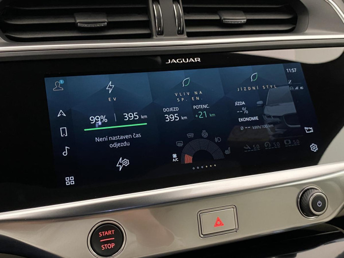 Jaguar I-Pace REZERVACE