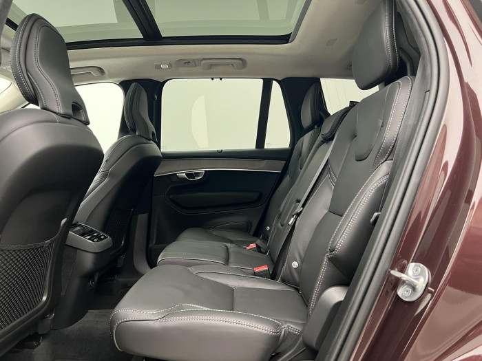 Volvo XC90 B5 AWD ULTRA BRIGHT 7MÍST CZ