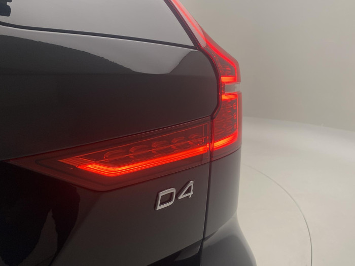 Volvo V60 D4 MOMENTUM AUT 2.0 d Momentum