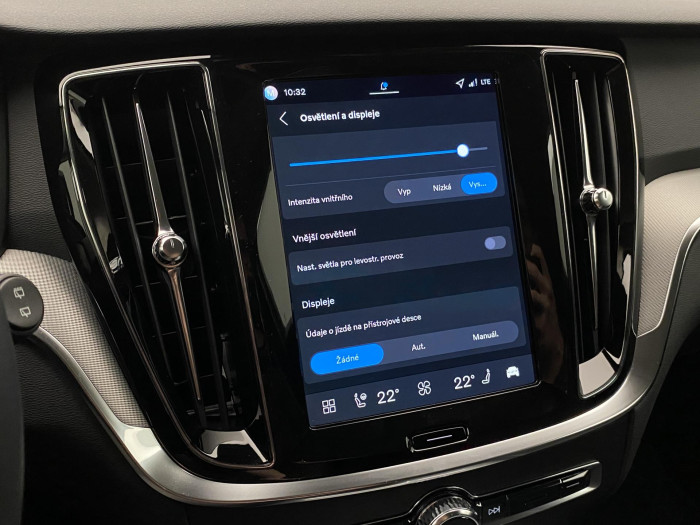 Volvo V60 B4 AUT BRIGHT PLUS