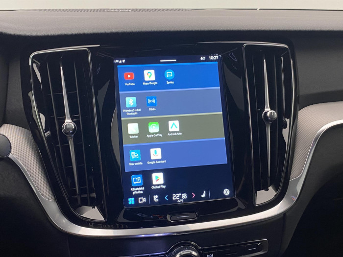 Volvo S60 T6 AWD PLUS DARK REZERVACE