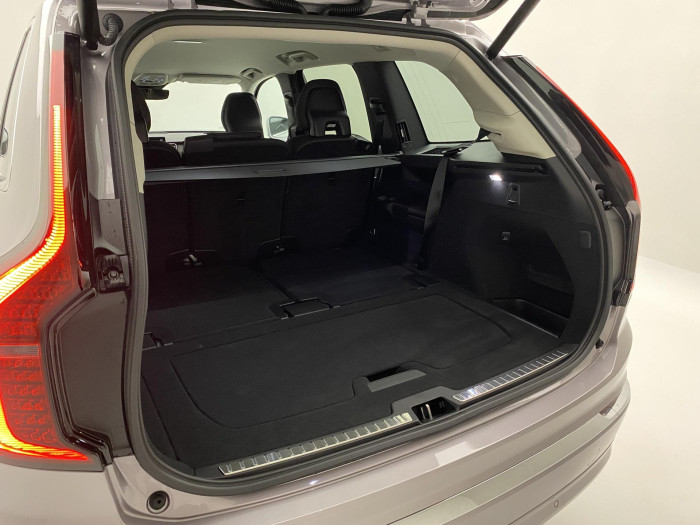 Volvo XC90 T8 AWD RECHARGE BRIGHT PLUS 7m