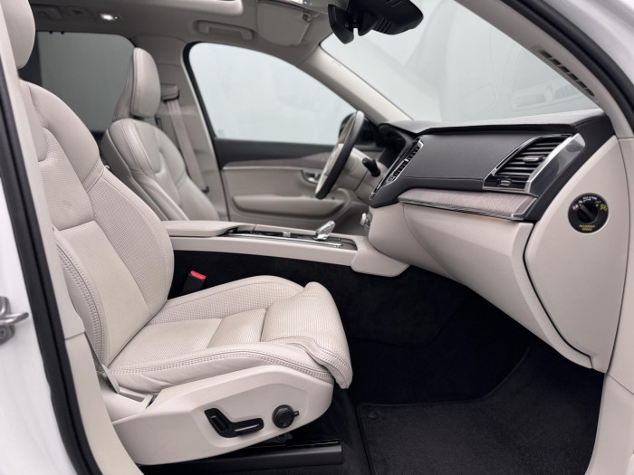 Volvo XC90 B6 AWD PLUS DARK CZ 1.maj