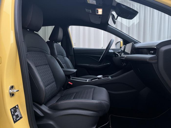 MG MG3 EXCLUSIVE HYBRID+ AUT CZ 1.maj 1.5 Exclusive