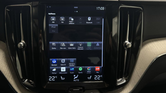 Volvo XC60 T5 AWD INSCRIPTION REZERVACE
