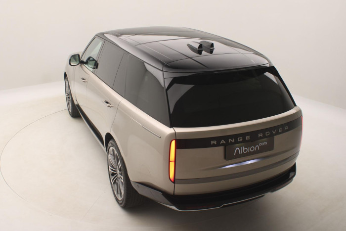 Land Rover Range Rover P530 AUTOBIOGRAPHY REZERVACE