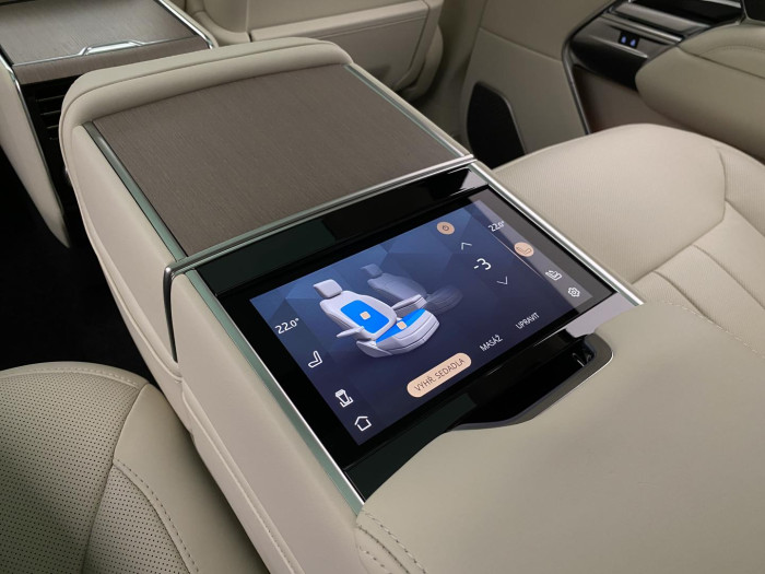 Land Rover Range Rover P530 AUTOBIOGRAPHY REZERVACE