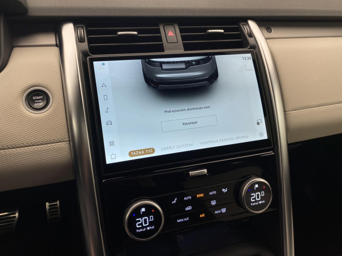 Land Rover Discovery D300 AWD AUT CZ 7míst 3.0 d