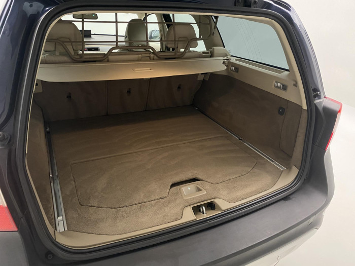 Volvo XC70 D5 AWD SUMMUM AUT CZ 2.4 d Summum