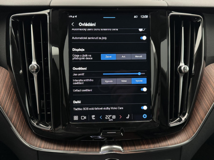 Volvo XC60 T8 AWD RECHARGE BRIGHT PLUS