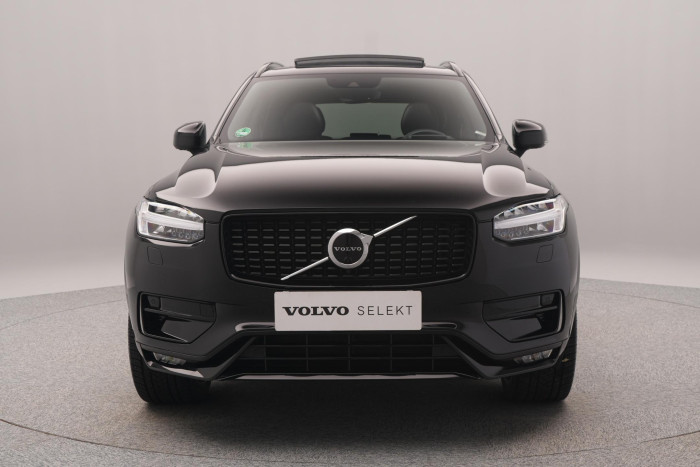 Volvo XC90 B5 AWD R-DESIGN REZERVACE