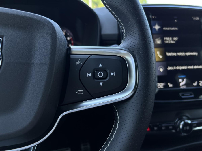 Volvo XC40 T4 AWD R-DESIGN Aut 1.maj.