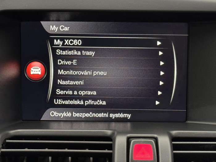 Volvo XC60 D4 AWD SUMMUM 2.4 d Summum