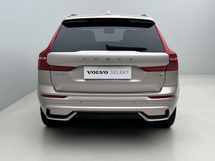 Volvo XC60 T6 AWD RECHARGE ULTRA DARK CZ
