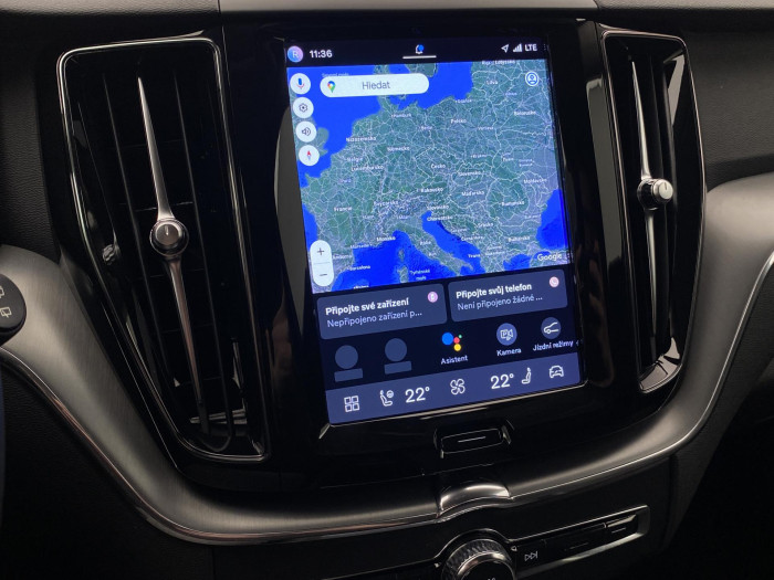 Volvo XC60 B4 AWD CORE AUT CZ