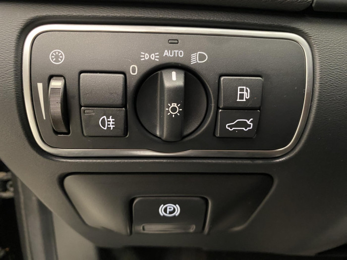 Volvo V60 D4 SUMMUM AUT 2.0 d Summum