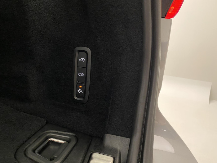 Volvo XC60 T8 AWD PLUG-IN DARK ULTRA CZ