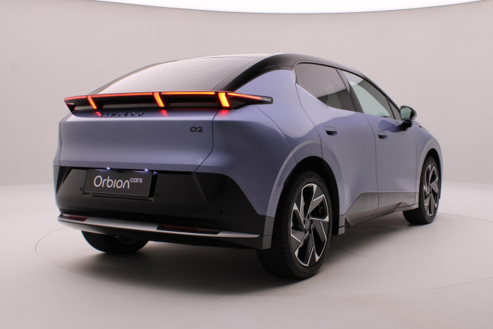 Lynk & Co 02 MORE předváděcí vůz