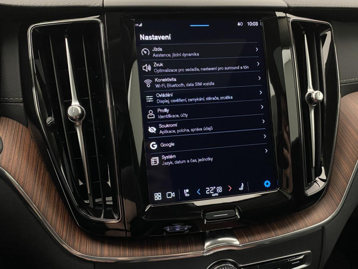 Volvo XC60 B4 AWD AUT DARK ULTIMATE